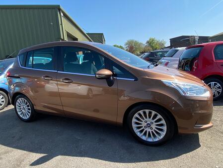 FORD B-MAX 1.6 TDCi Titanium