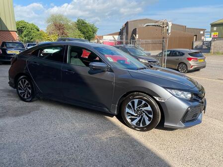 HONDA CIVIC 1.0 VTEC Turbo SE