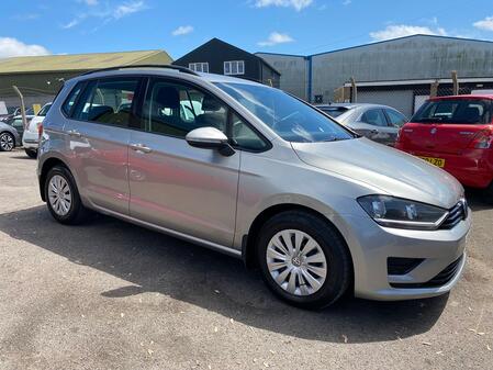 VOLKSWAGEN GOLF SV 1.6 TDI BlueMotion Tech S
