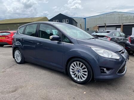 FORD C-MAX 1.0 T EcoBoost Titanium